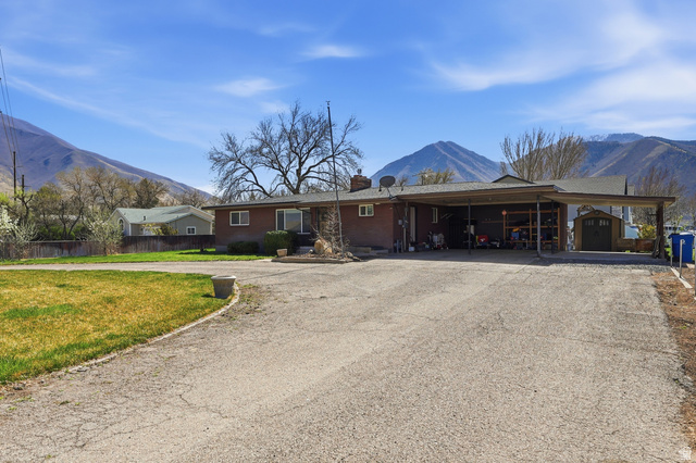 2710 East Canyon Road Spanish Fork, UT 84660 - Photo 3 of 34