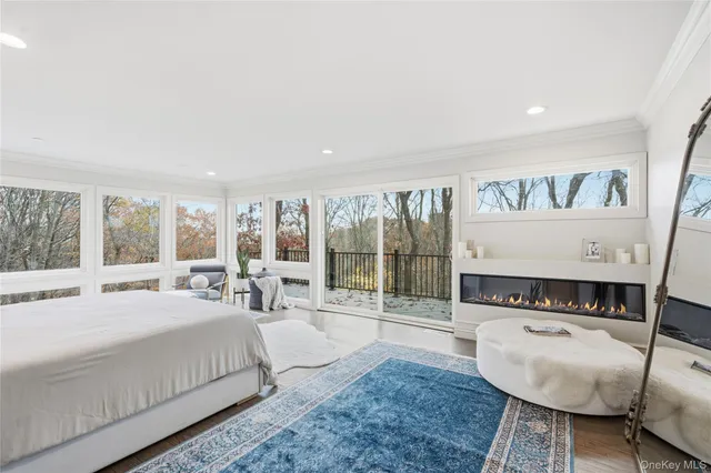 $2,475,000 | 40 West View Drive, Oyster Bay, NY 11771