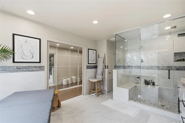 $2,475,000 | 40 West View Drive, Oyster Bay, NY 11771