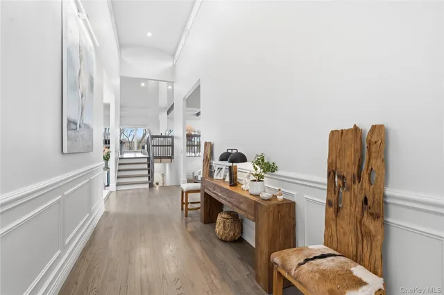 $2,475,000 | 40 West View Drive, Oyster Bay, NY 11771