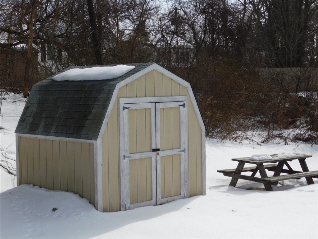 6 Beatrice Street Westerly, RI 02891 - Photo 4 of 5