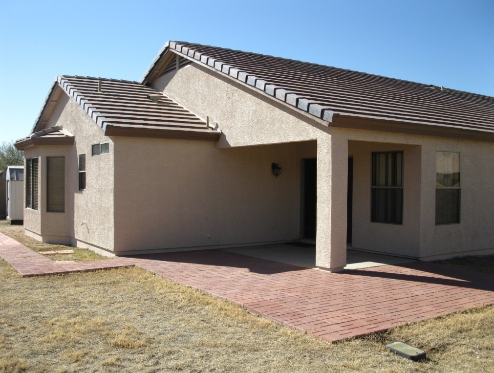 2303 West Darrel Road Phoenix, AZ 85041 - Photo 14 of 18 Back Patio