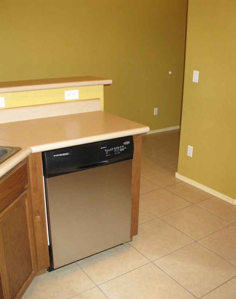2303 West Darrel Road Phoenix, AZ 85041 - Photo 7 of 18 New Dishwasher