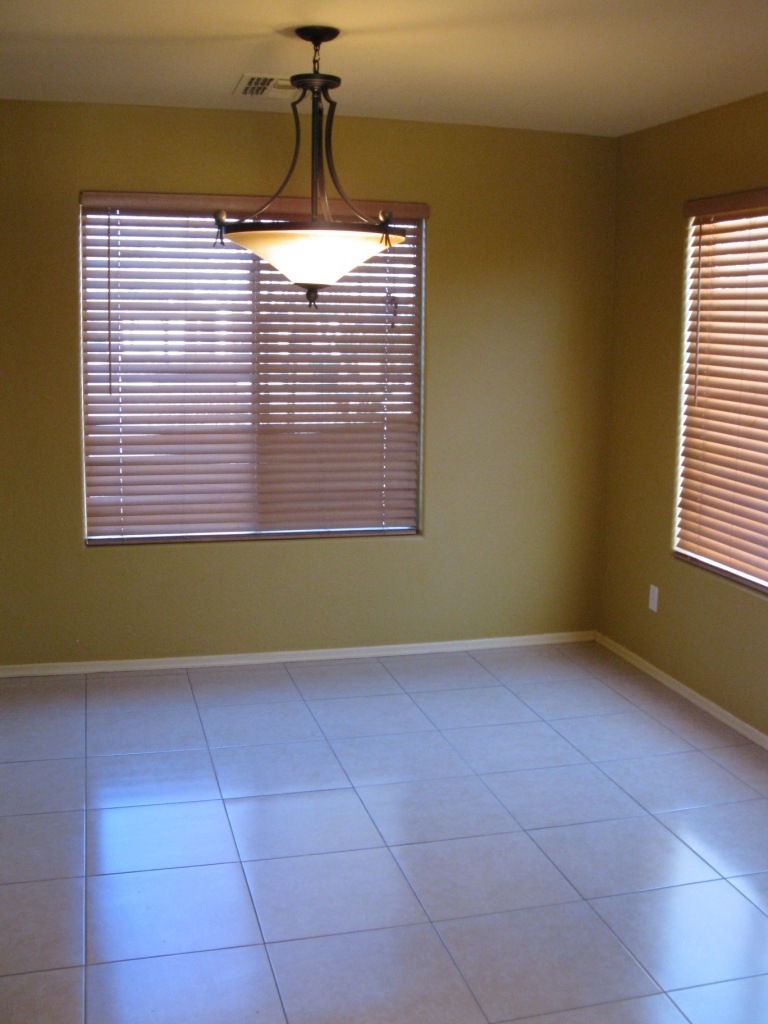 2303 West Darrel Road Phoenix, AZ 85041 - Photo 8 of 18 Dining Room