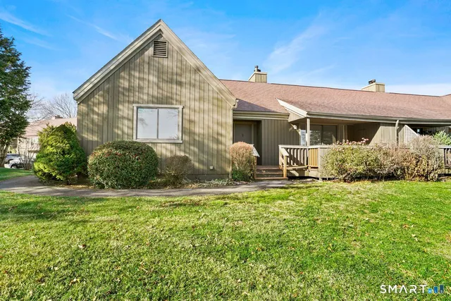 $649,000 | 766 Nyack Lane, Unit B, Stratford, CT 06614