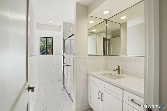 $649,000 | 766 Nyack Lane, Unit B, Stratford, CT 06614