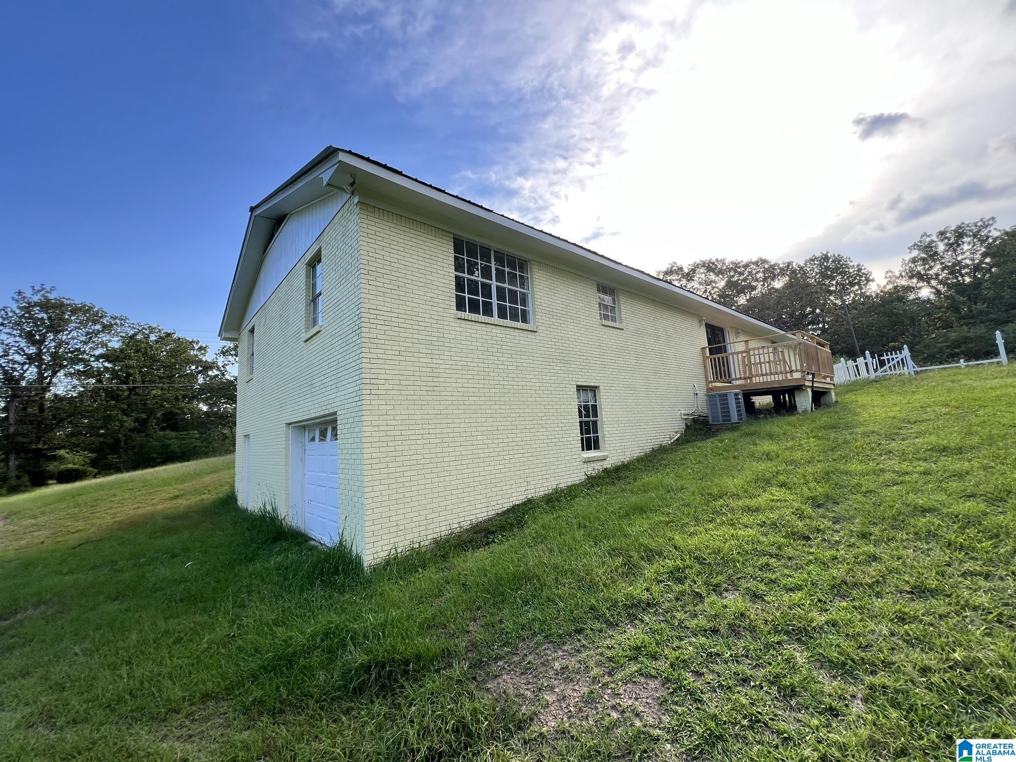 3285 Tidmore Bend Road Gadsden, AL 35901 - Photo 5 of 17