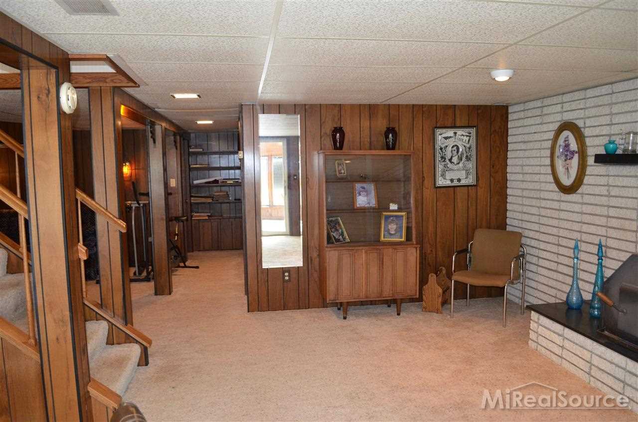 6057 Lynd Road Marlette, MI 48453 - Photo 16 of 30 31166050-15.JPG