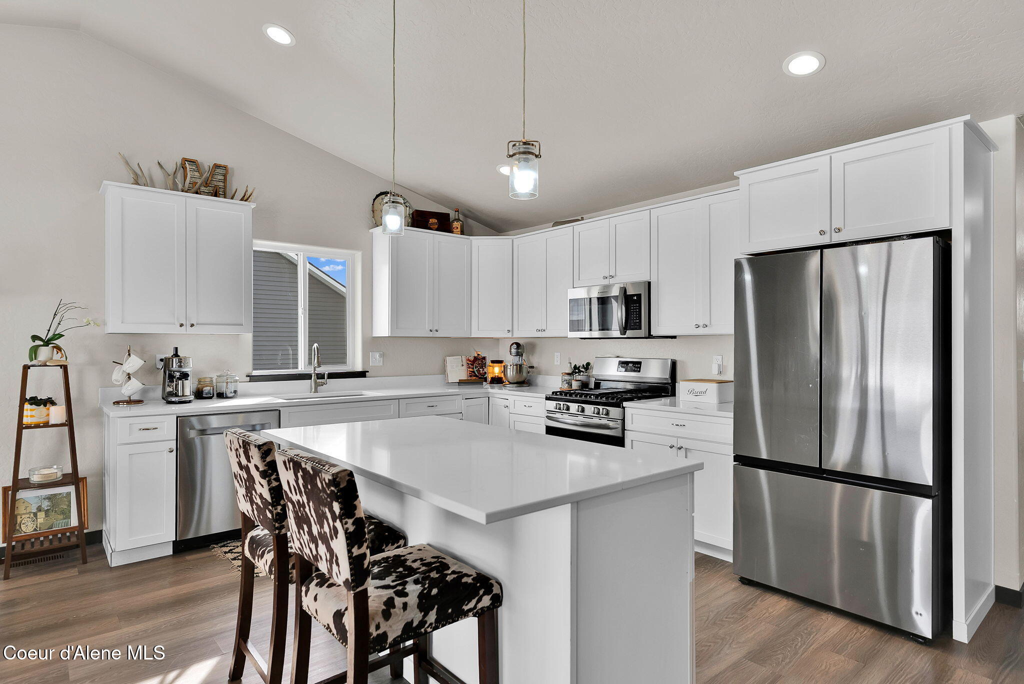 12692 North Lattner Street Rathdrum, ID 83858 - Photo 22 of 84 Lovely Kitchen