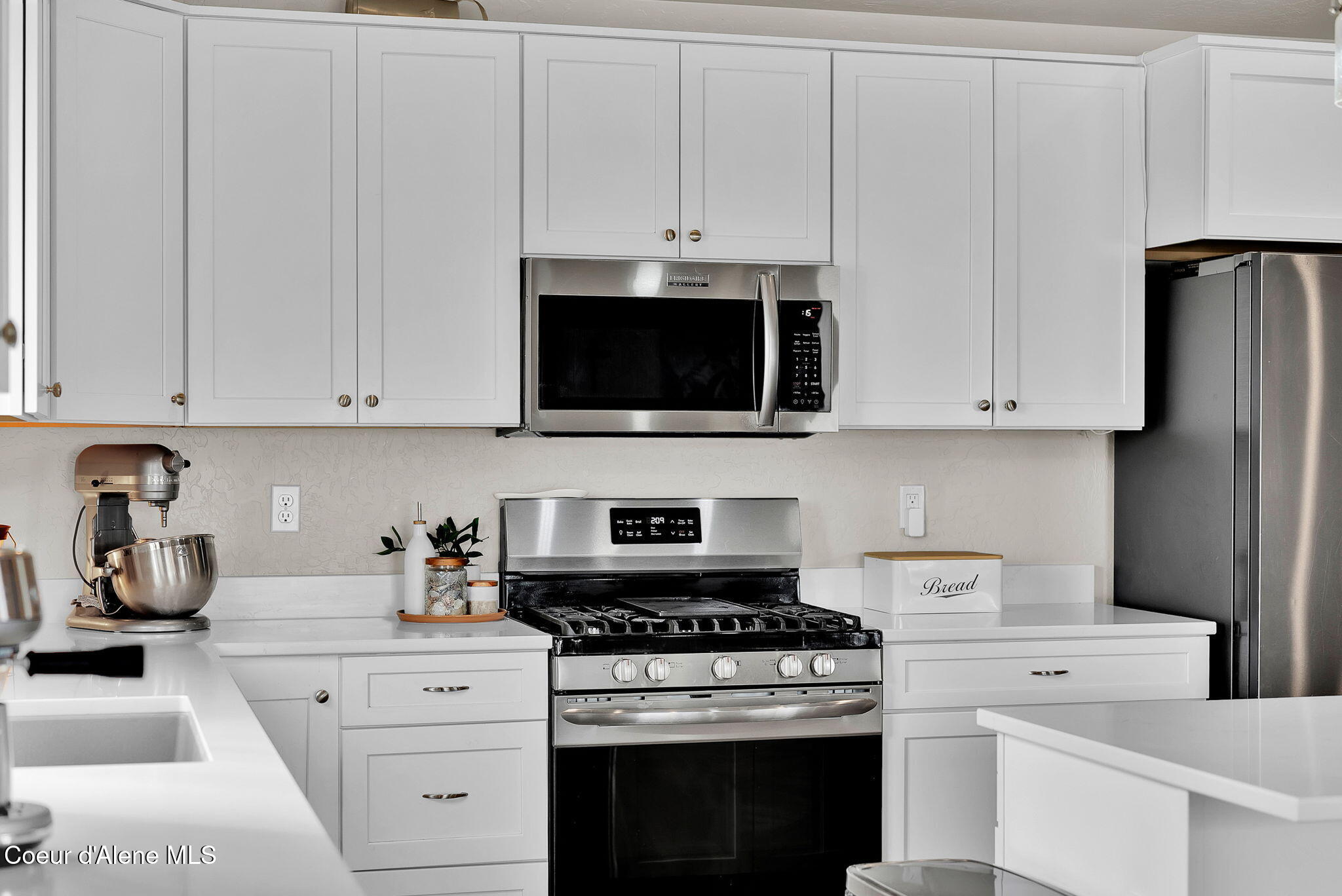 12692 North Lattner Street Rathdrum, ID 83858 - Photo 25 of 84 Lovely Kitchen