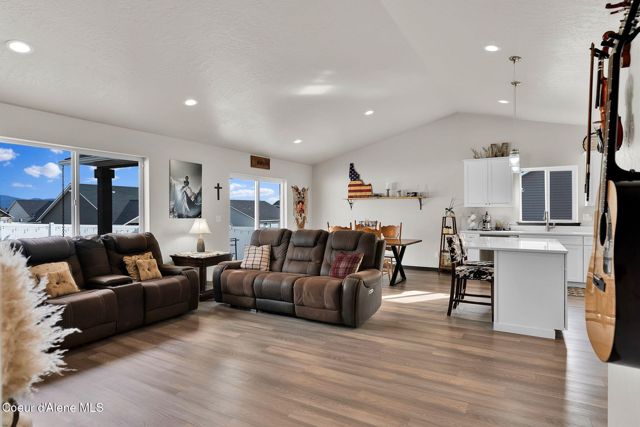 12692 North Lattner Street Rathdrum, ID 83858 - Photo 6 of 84 Gorgeous Interior