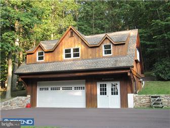 572 Corner Ketch Road Downingtown, PA 19335 - Photo 2 of 12 Garage