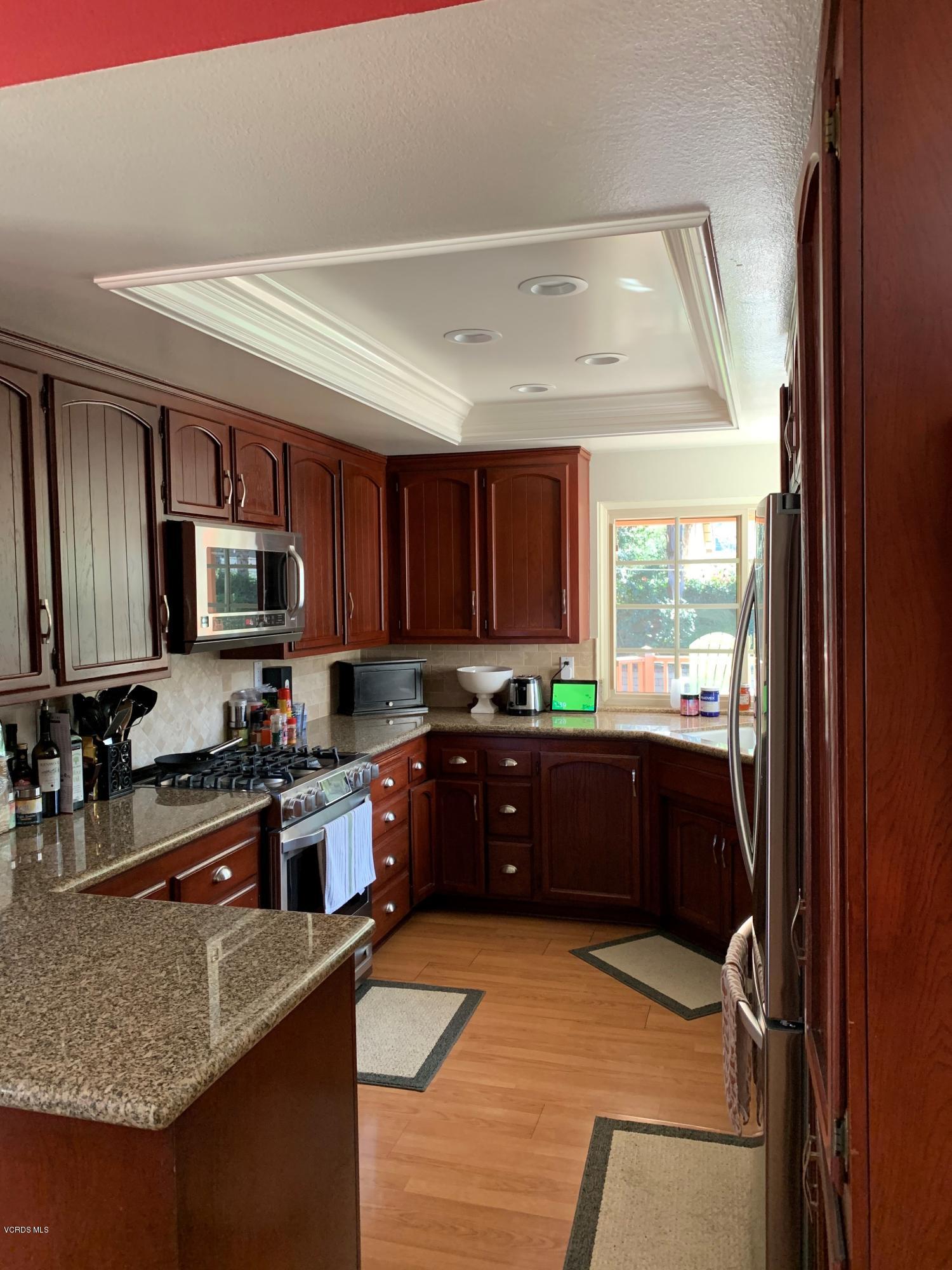 13130 Williams Ranch Road Moorpark, CA 93021 - Photo 19 of 33 13130kitchen