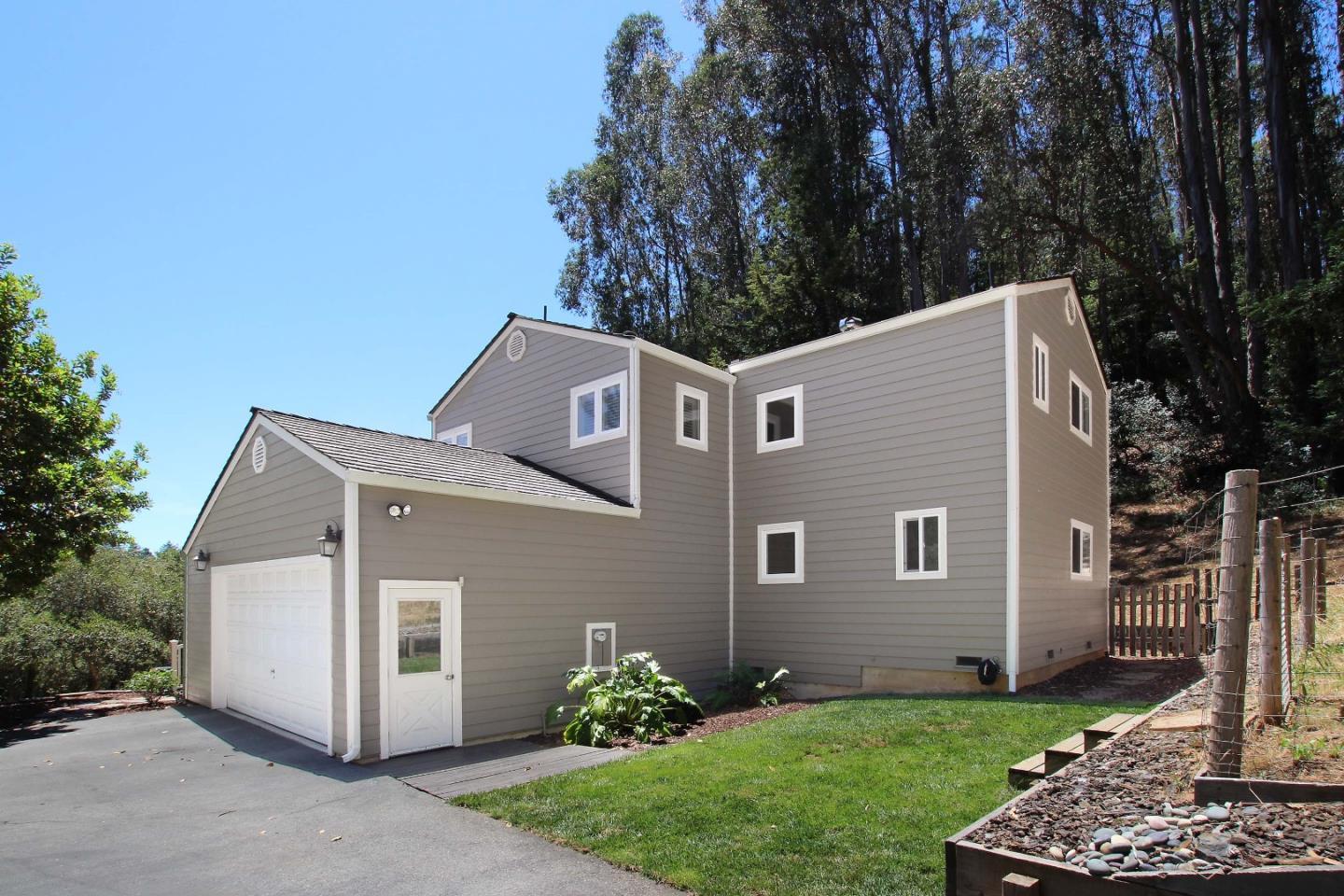 213 Gillette Road Watsonville, CA 95076 - Photo 19 of 27 a view of a house with a yard