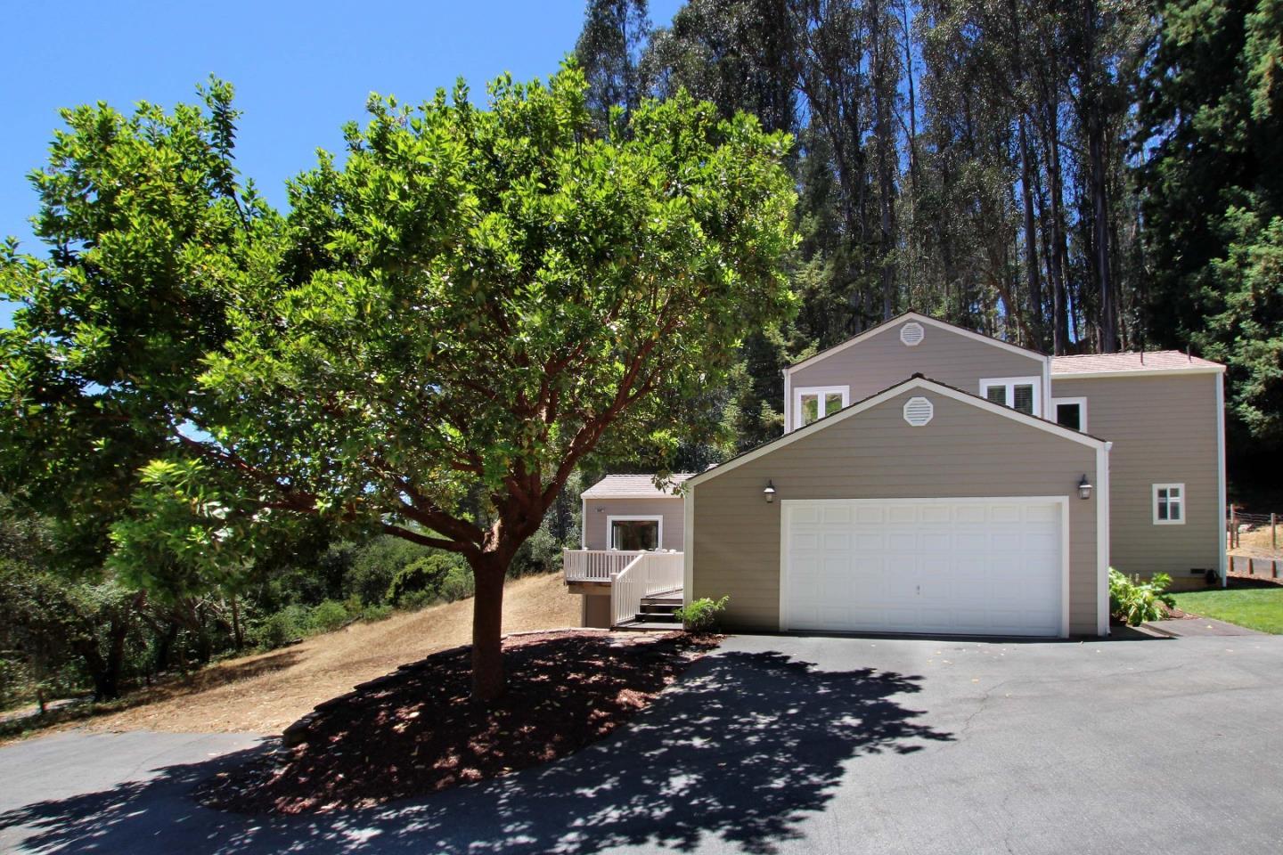 213 Gillette Road Watsonville, CA 95076 - Photo 26 of 27 a front view of a house with a yard