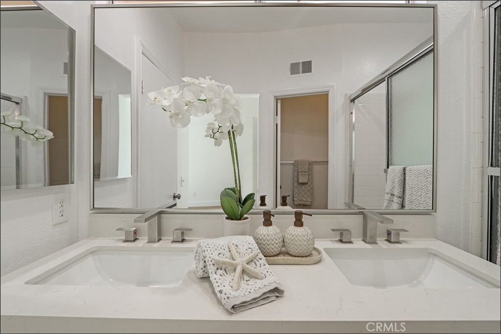 14 Timberbluff Aliso Viejo, CA 92656 - Photo 17 of 36