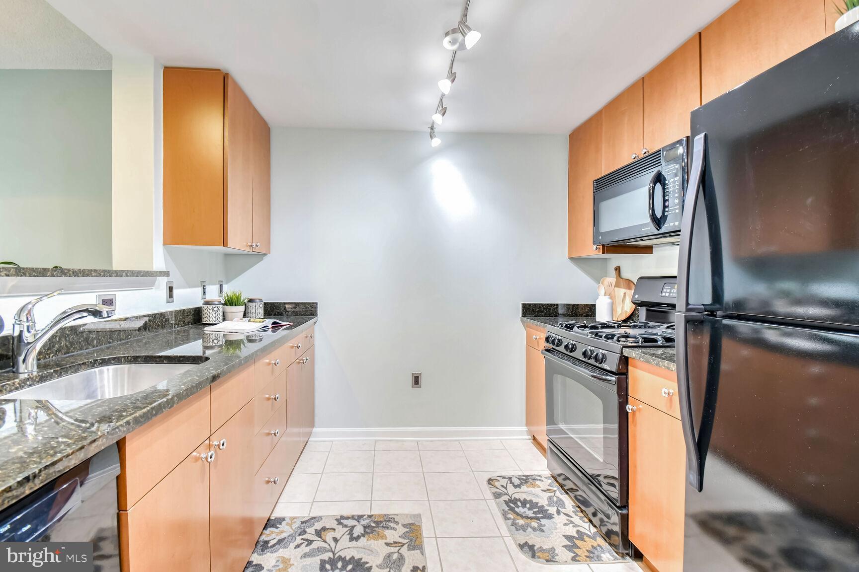 930 Wayne Avenue, Unit 207 Silver Spring, MD 20910 - Photo 14 of 37