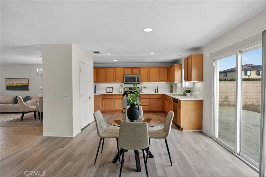 9406 Kentfield Court Riverside, CA 92508 - Photo 17 of 64