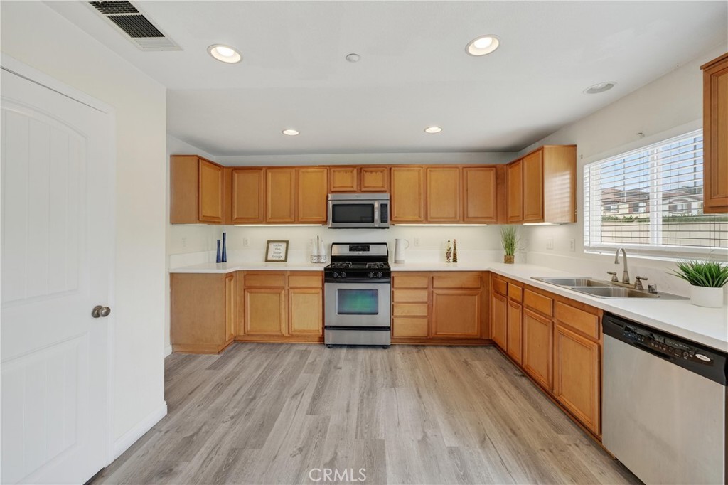 9406 Kentfield Court Riverside, CA 92508 - Photo 19 of 64