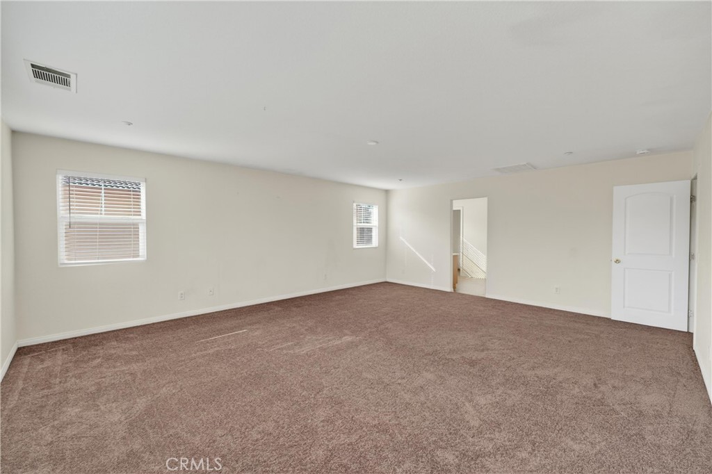 9406 Kentfield Court Riverside, CA 92508 - Photo 44 of 64 Large primary suite