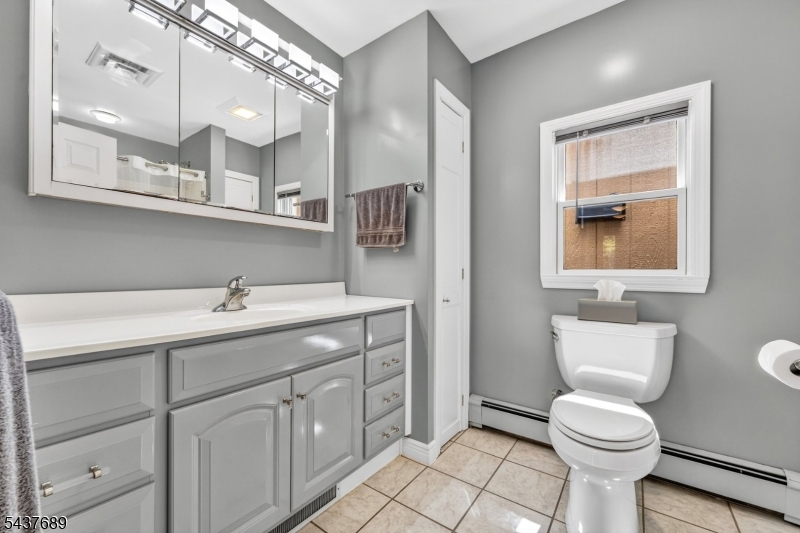 1813 Washington Valley Road Bridgewater, NJ 08836 - Photo 27 of 45