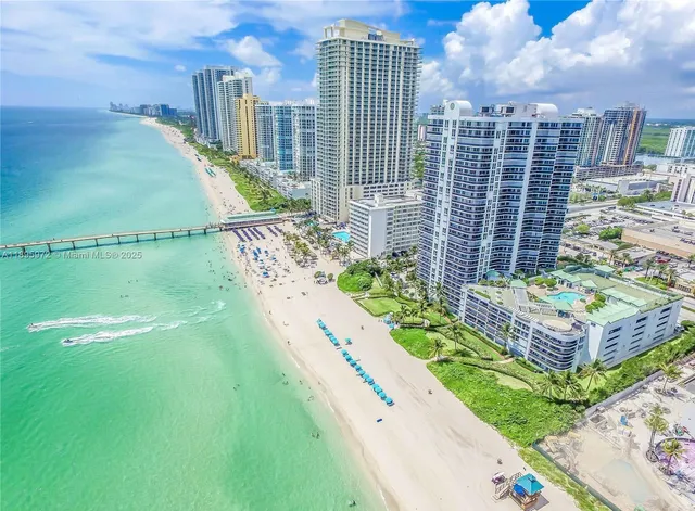 $8,500 | 16711 Collins Avenue, Unit 1208, Sunny Isles Beach, FL 33160