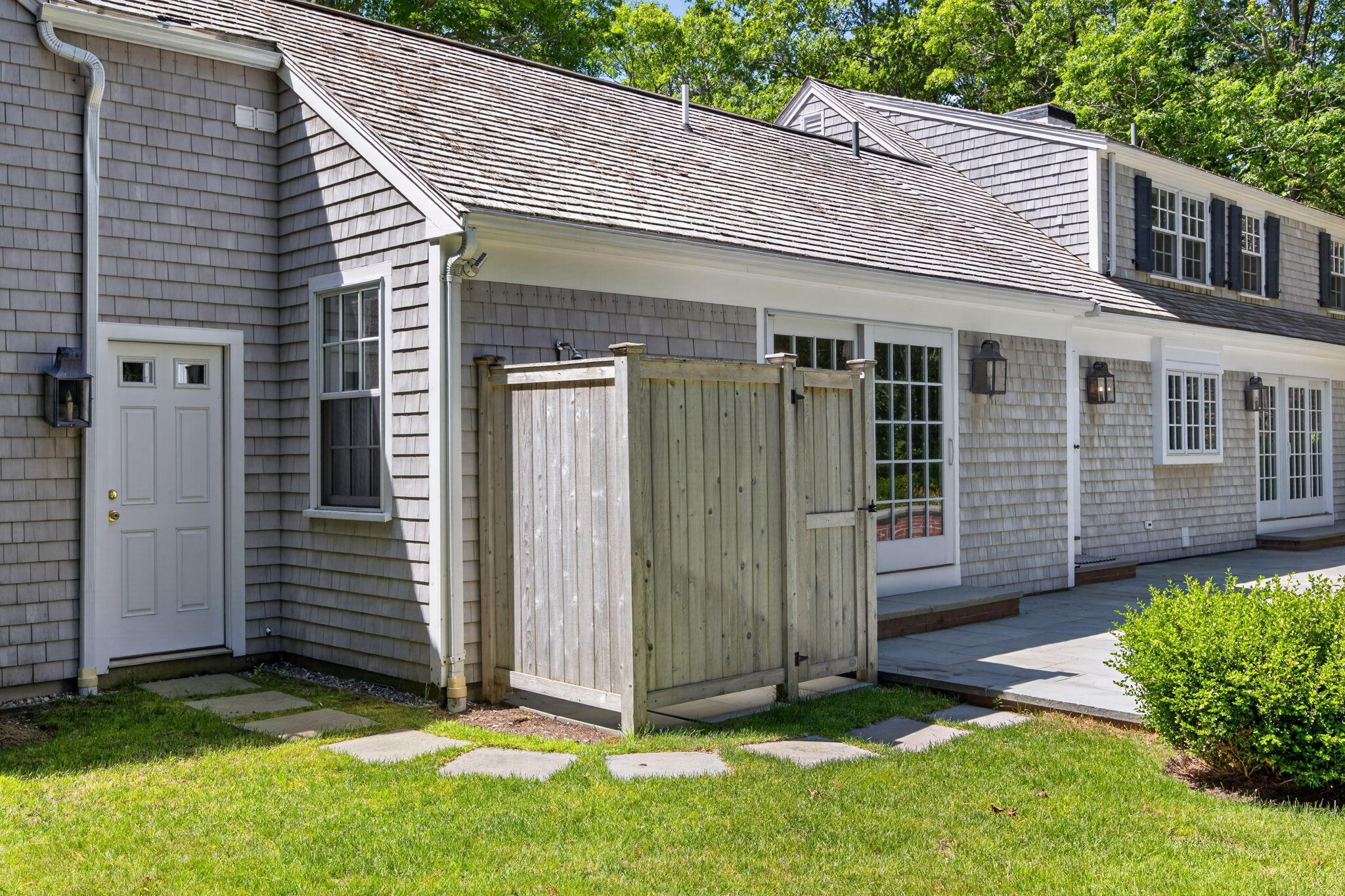 106 Hathaway Road Osterville, MA 02655 - Photo 20 of 31 33-33-PF0A3672