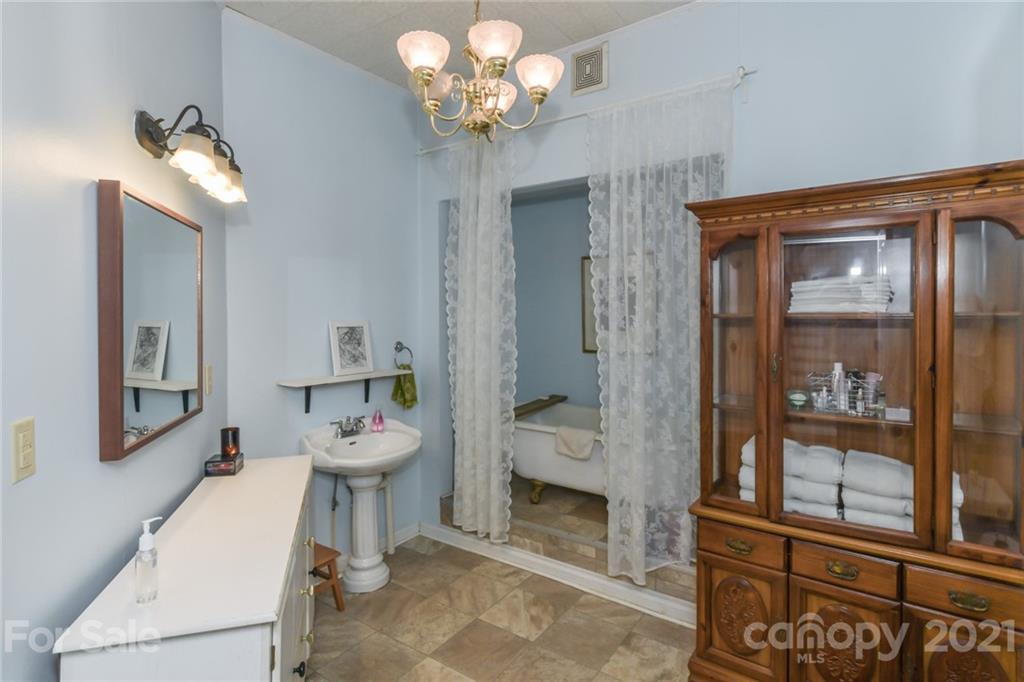 1634 Williams Road Fort Mill, SC 29715 - Photo 15 of 34 Gallery Image 15