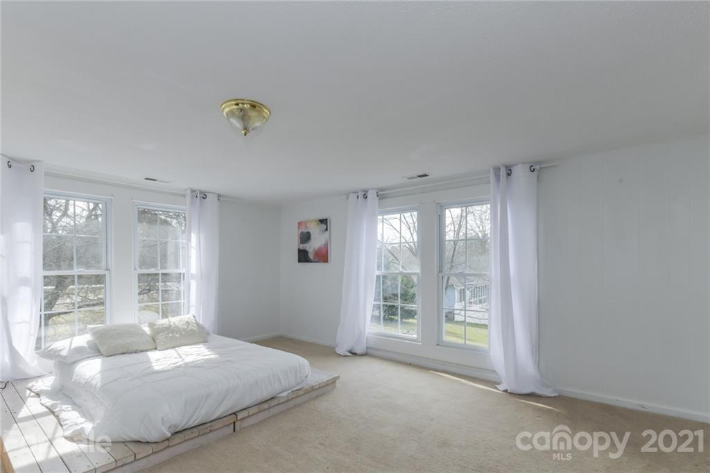 1634 Williams Road Fort Mill, SC 29715 - Photo 32 of 34 Gallery Image 32
