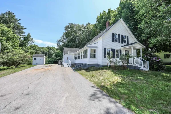 $539,900 | 32 Raymond Road, Auburn, NH 03032