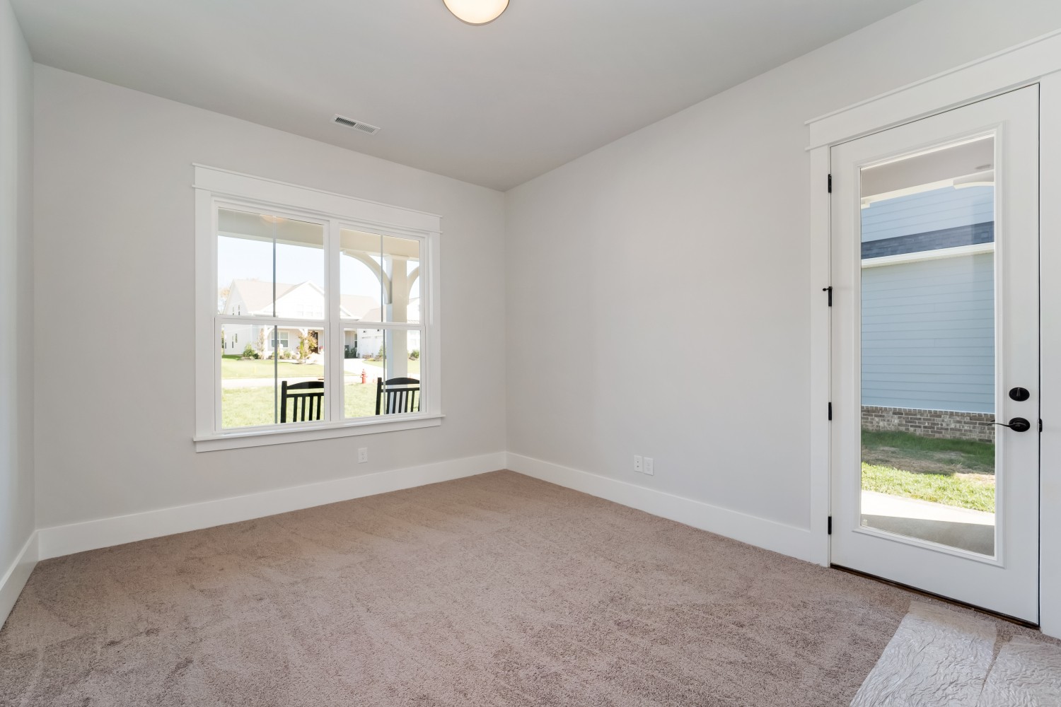 997 Spruce Ridge Lane Spring Hill, TN 37174 - Photo 26 of 30 an empty room with a window