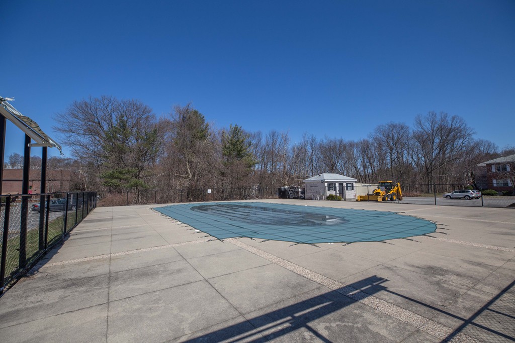 149 Lake Shore Road, Unit 1 Boston, MA 02135 - Photo 12 of 13 Gallery Image 12