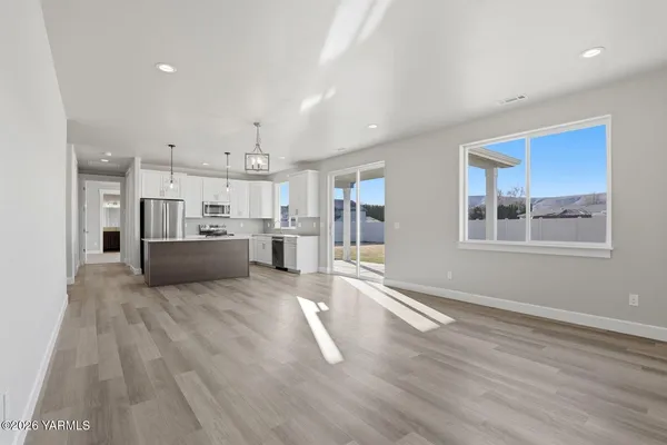 $485,000 | 5050 Woolsey Lane, Yakima, WA 98903