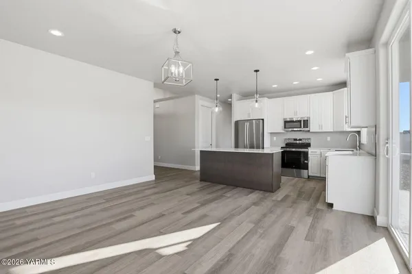 $485,000 | 5050 Woolsey Lane, Yakima, WA 98903