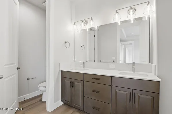 $485,000 | 5050 Woolsey Lane, Yakima, WA 98903