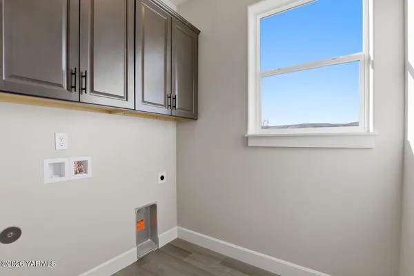 $485,000 | 5050 Woolsey Lane, Yakima, WA 98903