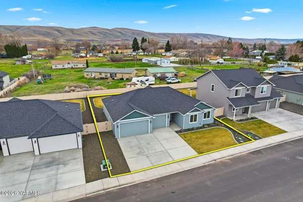 $485,000 | 5050 Woolsey Lane, Yakima, WA 98903