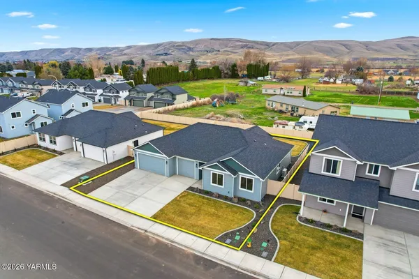 $485,000 | 5050 Woolsey Lane, Yakima, WA 98903