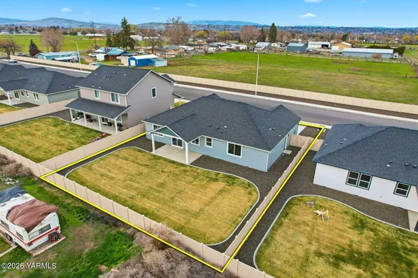 $485,000 | 5050 Woolsey Lane, Yakima, WA 98903