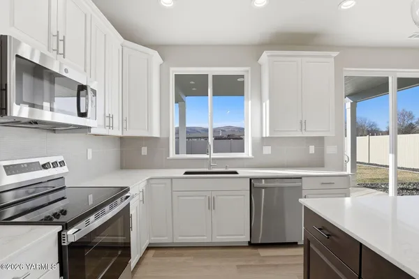 $485,000 | 5050 Woolsey Lane, Yakima, WA 98903