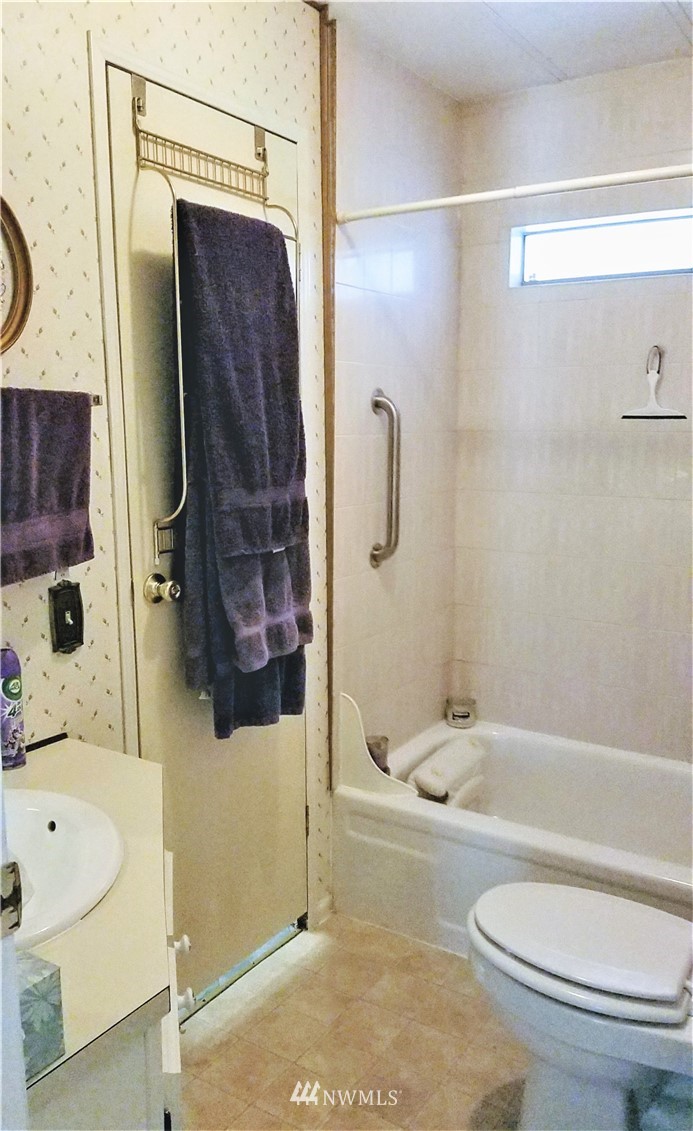 201 Union Avenue Southeast, Unit 69 Renton, WA 98059 - Photo 18 of 23 Gallery Image 18