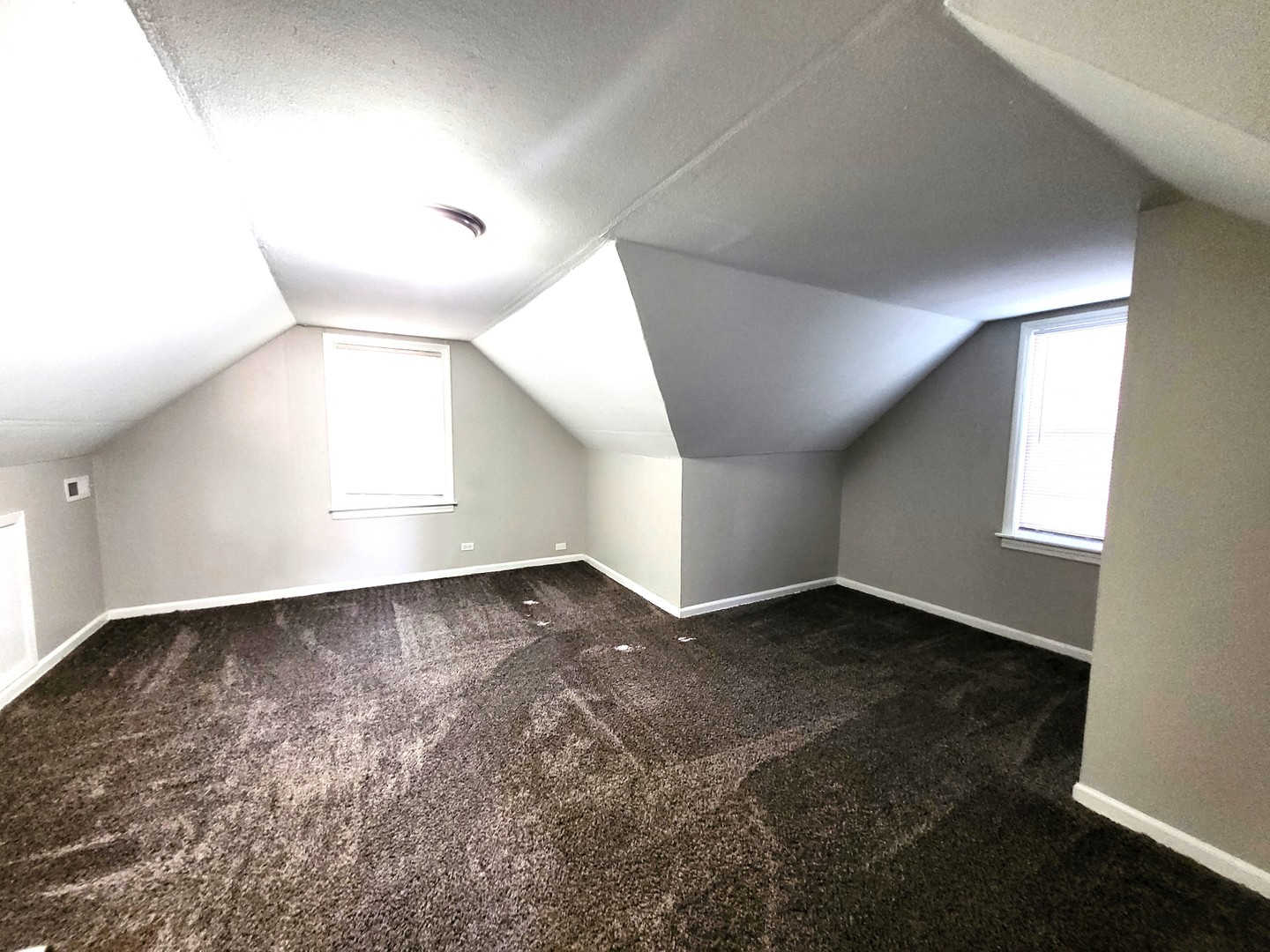 401 North Wolf Road Northlake, IL 60164 - Photo 10 of 15 an empty room with a empty space and windows