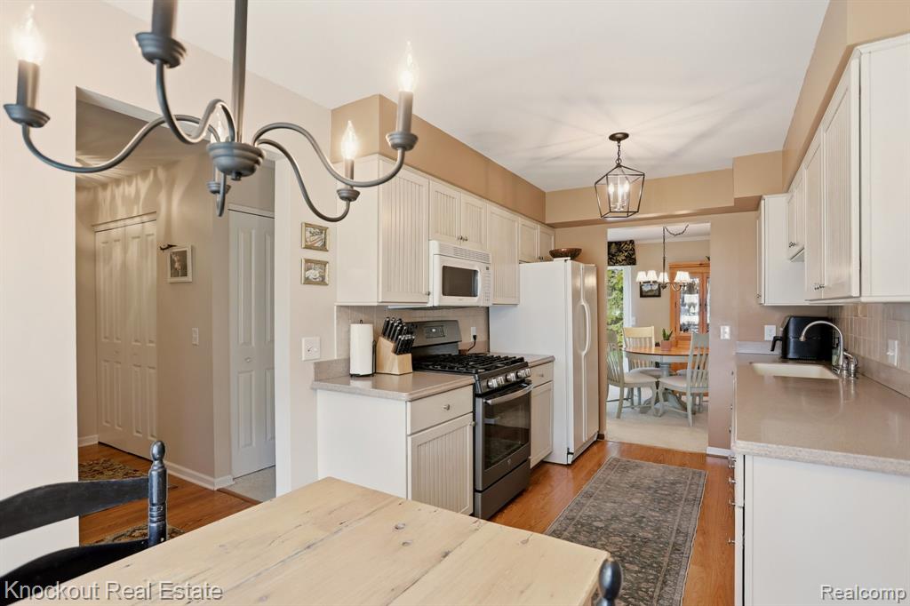 239 Churchgrove Road Frankenmuth, MI 48734 - Photo 19 of 45