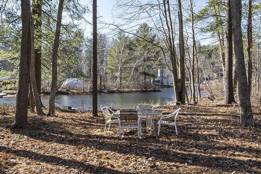 9 Crescent Road Lunenburg, MA 01462 - Photo 7 of 39