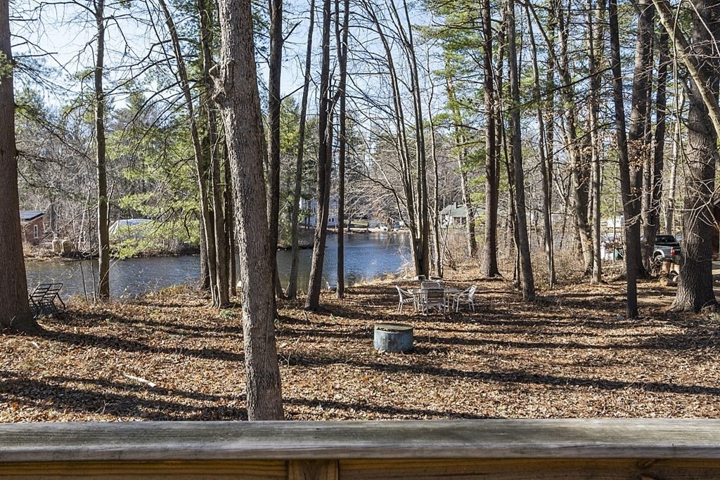 9 Crescent Road Lunenburg, MA 01462 - Photo 8 of 39