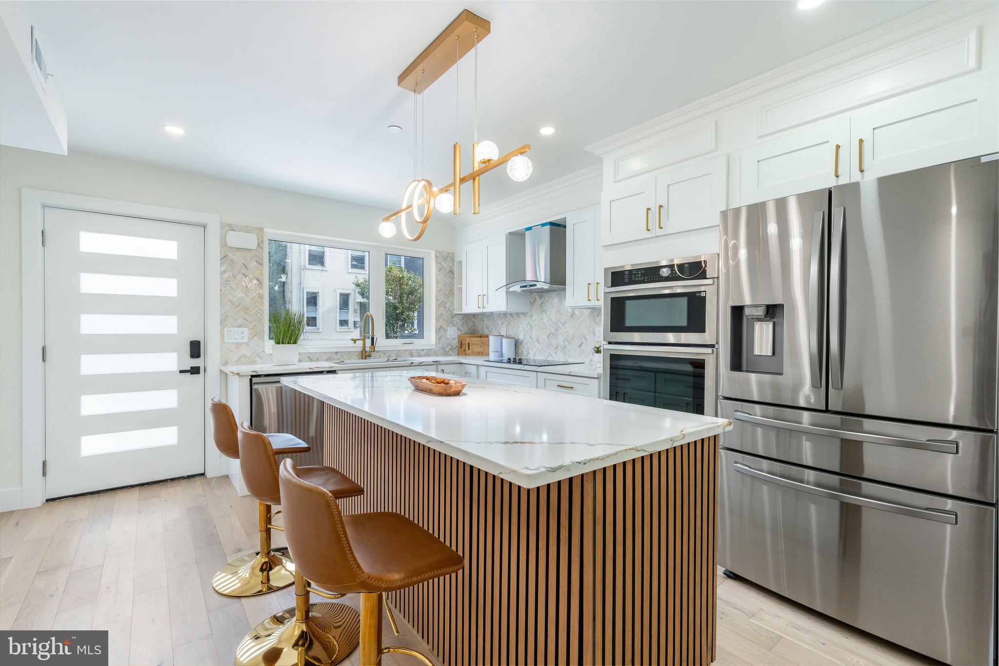 2510 Sepviva Street Philadelphia, PA 19125 - Photo 19 of 64