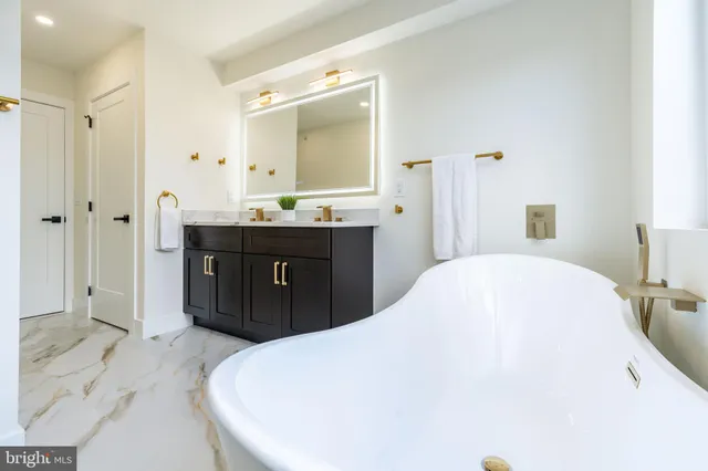 $729,000 | 2510 Sepviva Street, Philadelphia, PA 19125