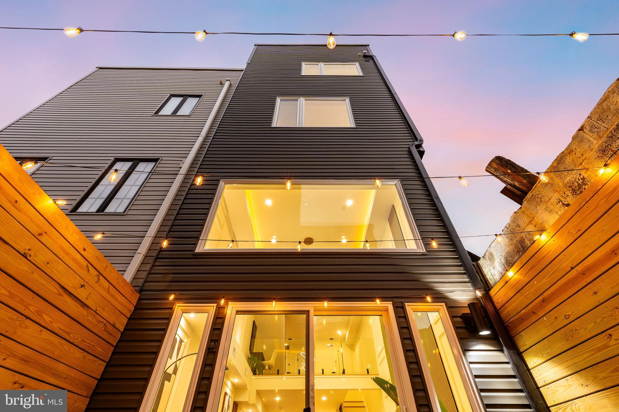 2510 Sepviva Street Philadelphia, PA 19125 - Photo 38 of 64