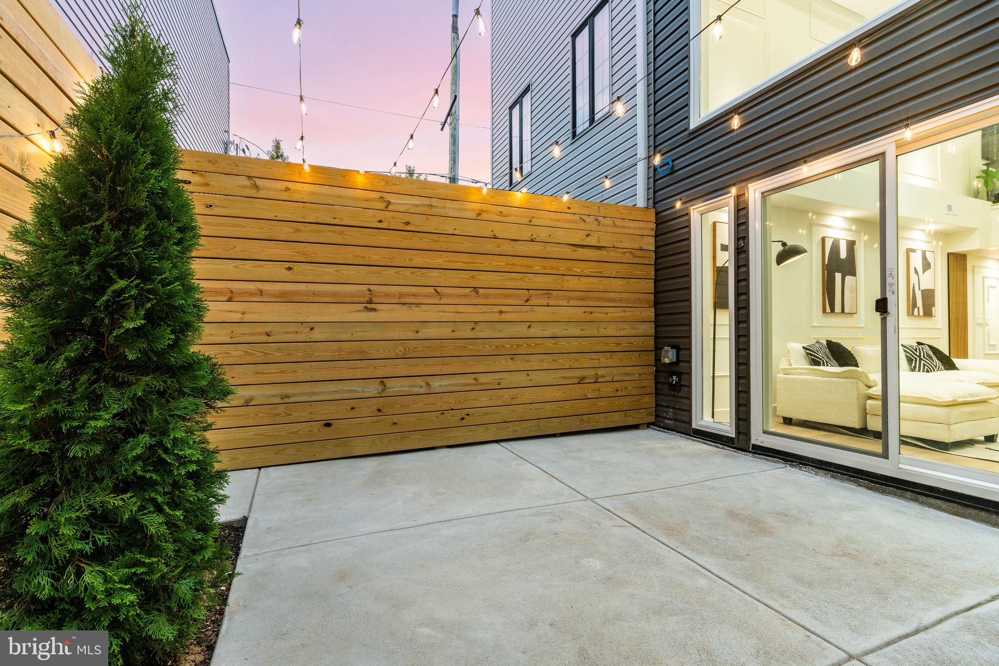 2510 Sepviva Street Philadelphia, PA 19125 - Photo 39 of 64