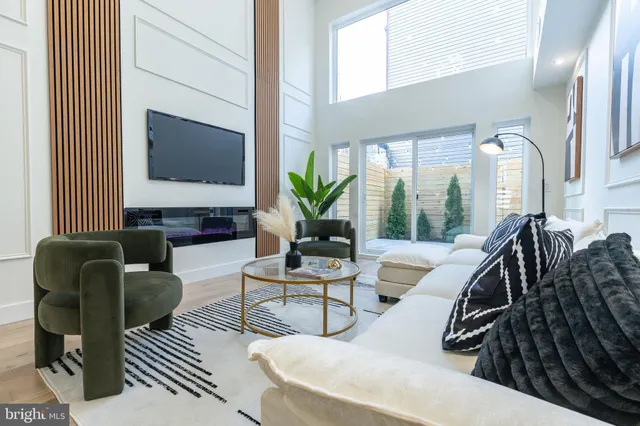 $729,000 | 2510 Sepviva Street, Philadelphia, PA 19125